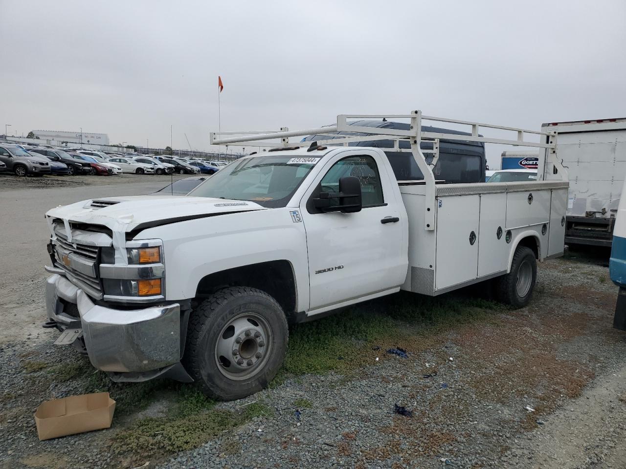 VIN: 1GB3CYCY0JF238227 2018 CHEVROLET ALL Models