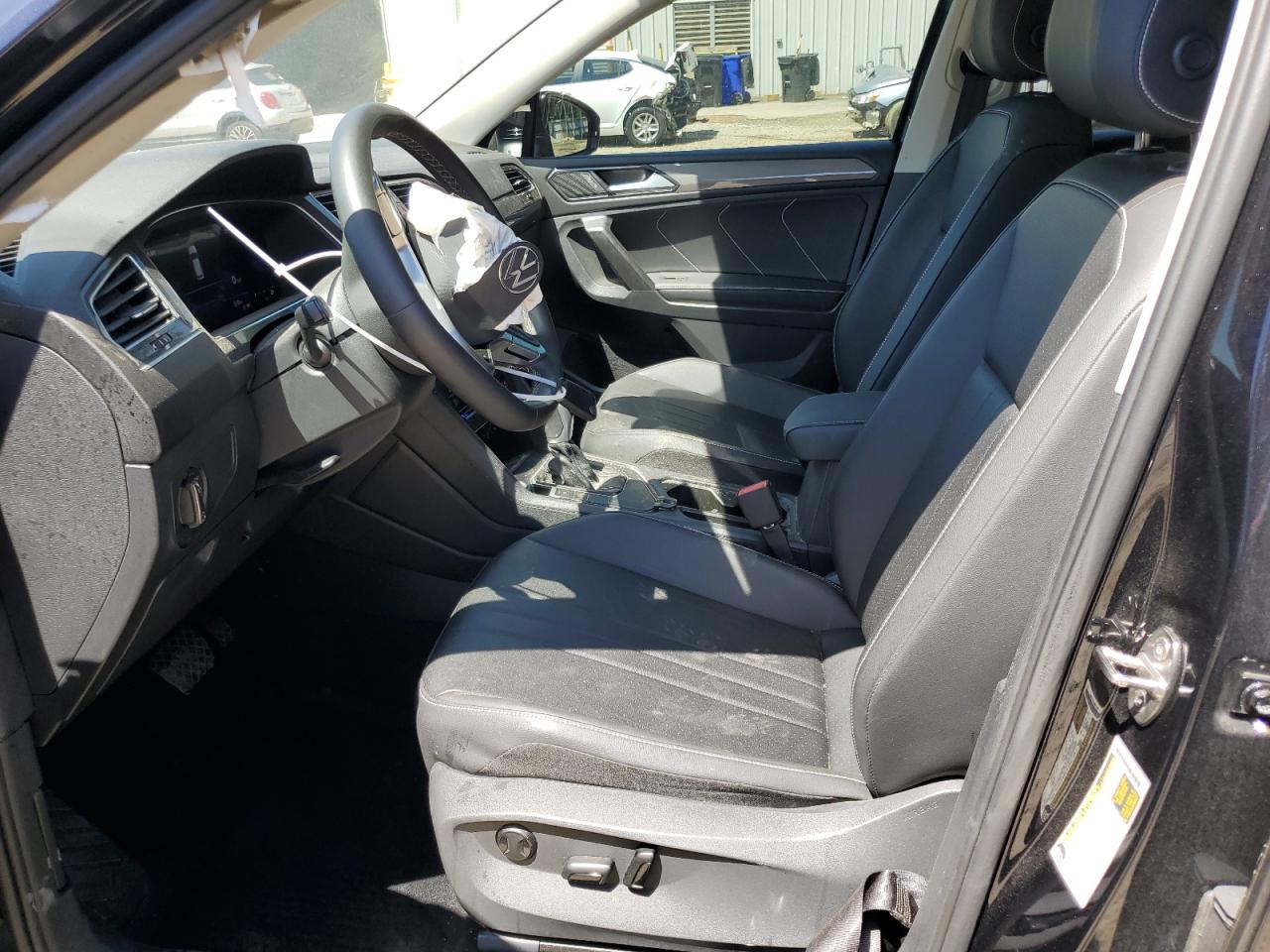3VVNB7AX0PM018110 2023 Volkswagen Tiguan Se