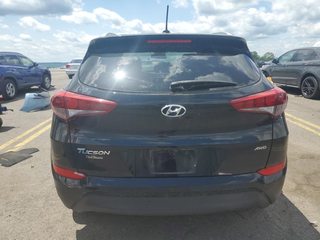 KM8J3CA42GU108052 2016 Hyundai Tucson Limited