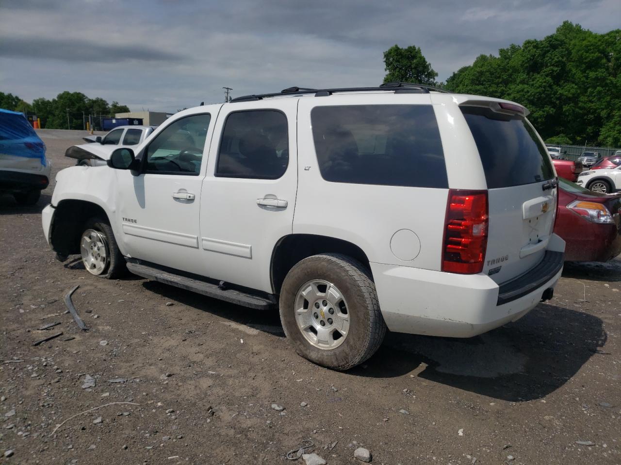 1GNSKBE05BR301599 2011 Chevrolet Tahoe K1500 Lt