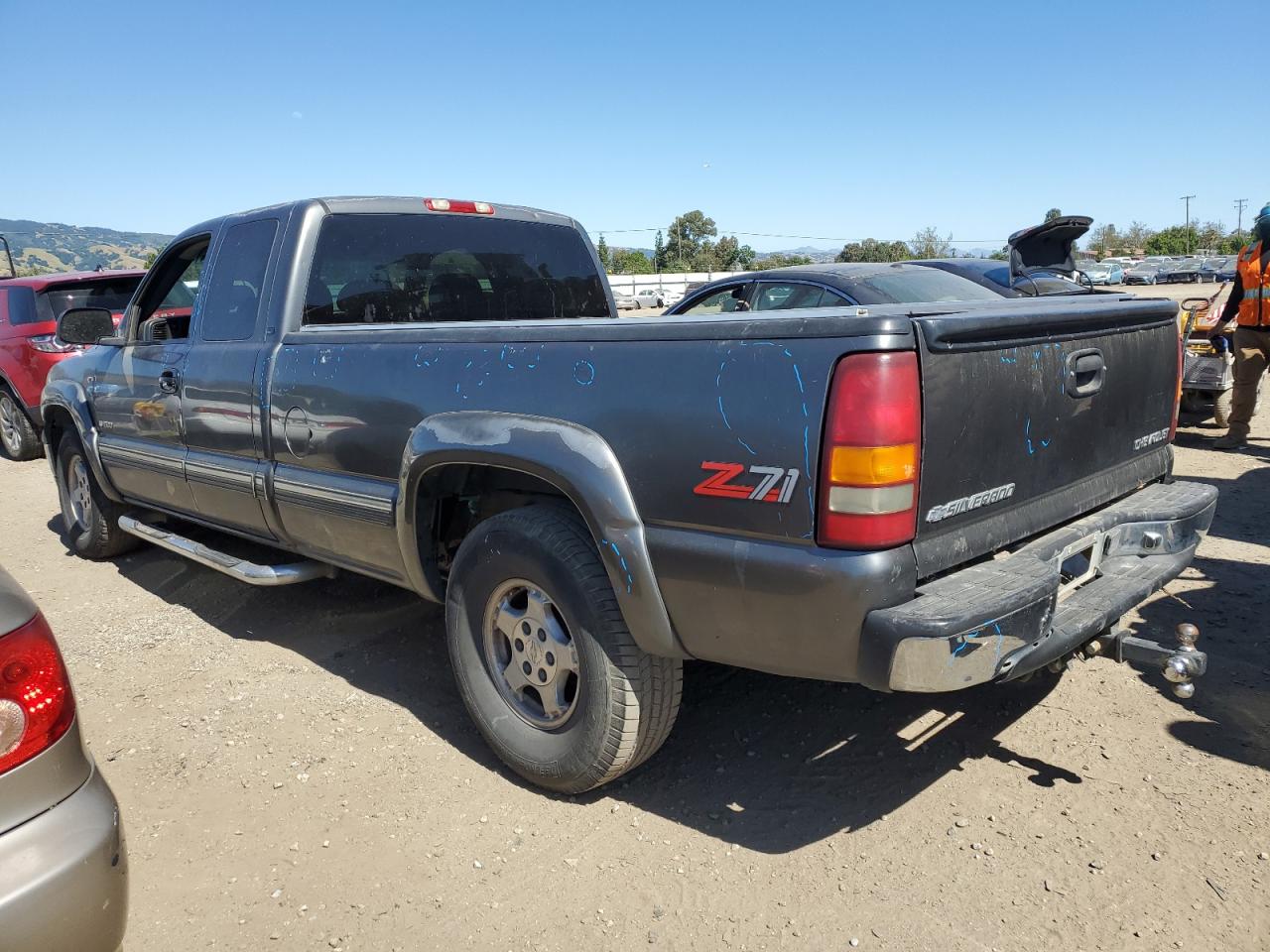 1GCEK19T9YE299358 2000 Chevrolet Silverado K1500