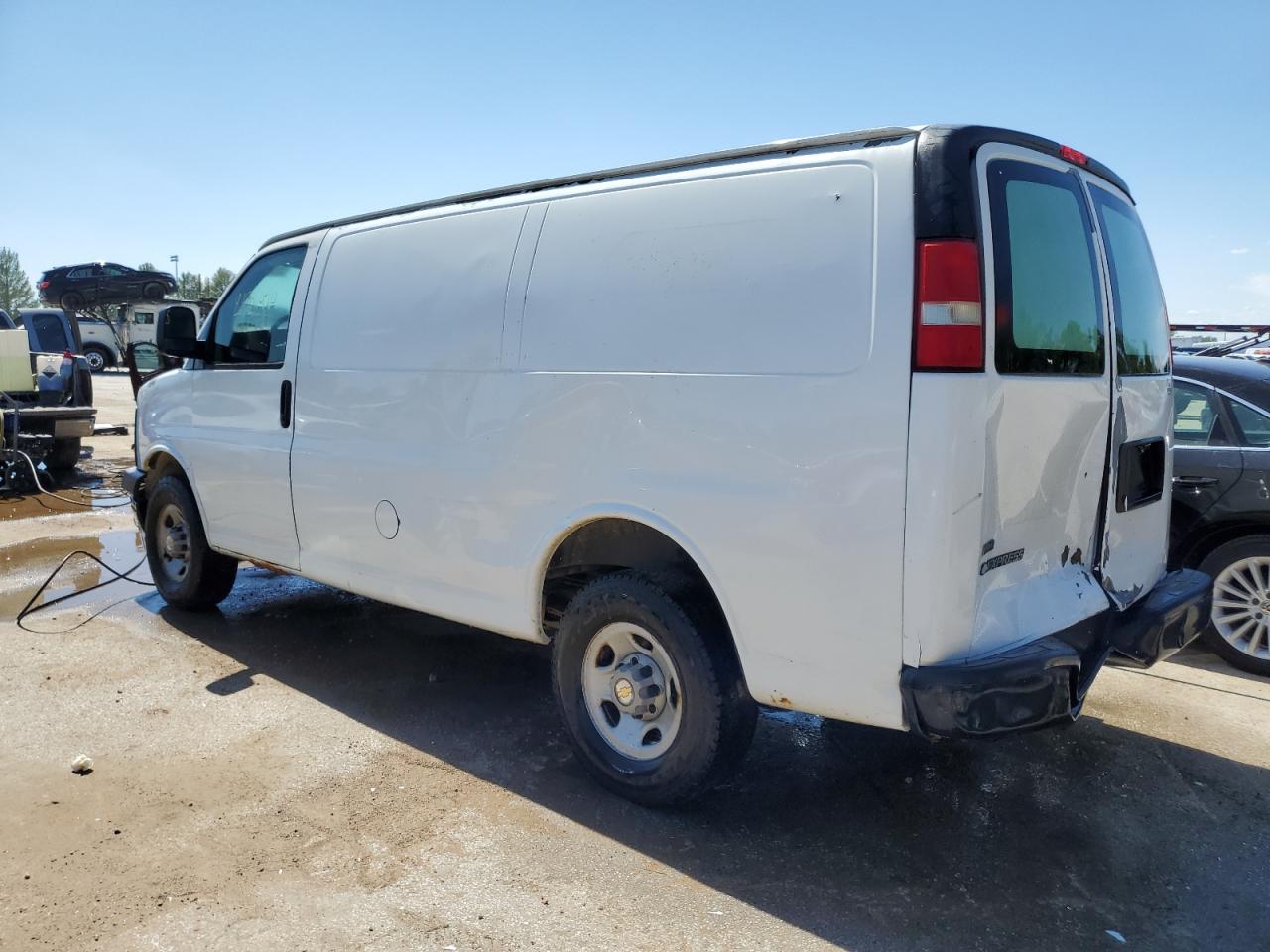 1GCZGFDAXA1126032 2010 Chevrolet Express G2500