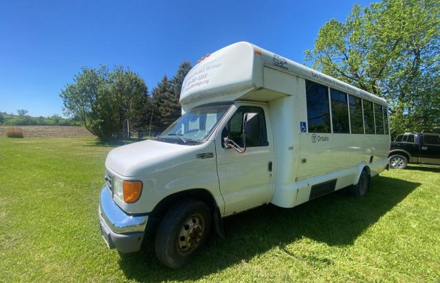 2005 Ford Econoline E450 Super Duty Cutaway Van VIN: 1FDXE45P45HA27056 Lot: 56602194