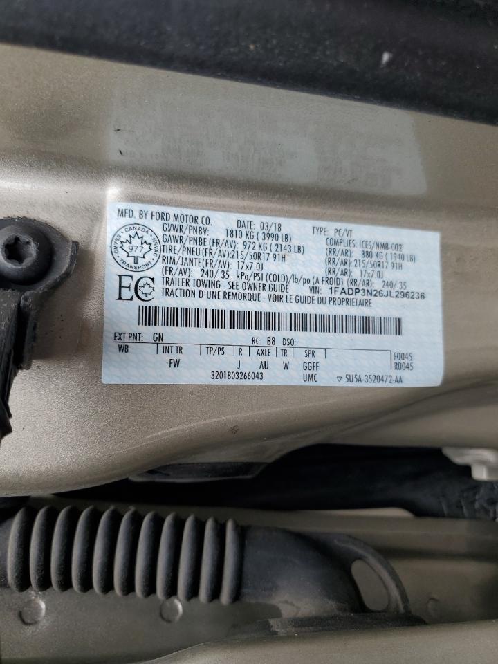 1FADP3N26JL296236 2018 Ford Focus Titanium