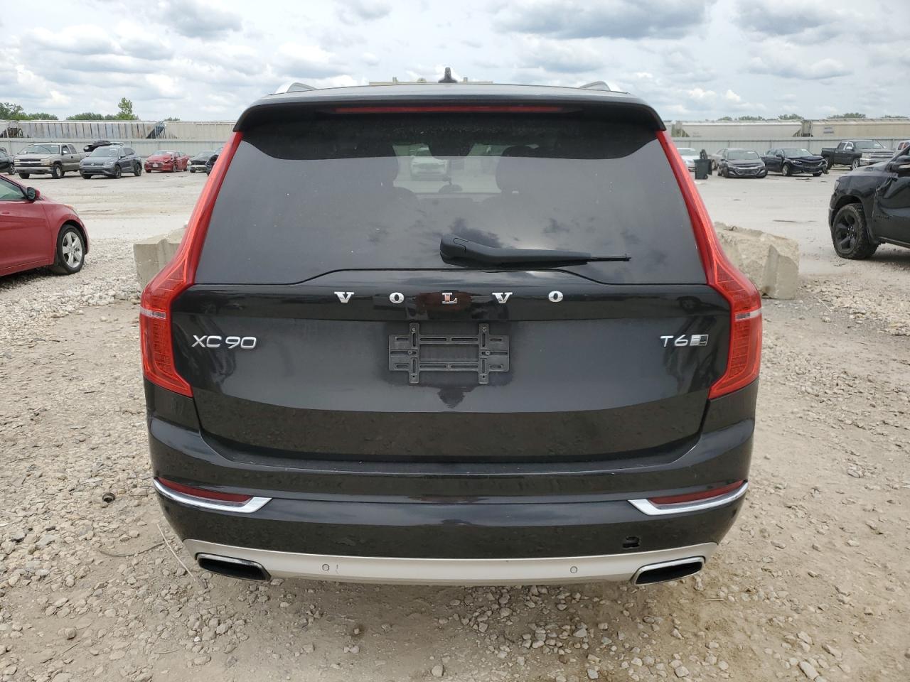 YV4A22PL2G1058137 2016 Volvo Xc90 T6