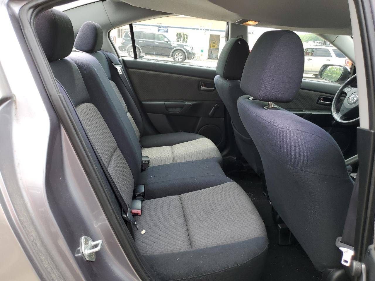 JM1BK12F061498651 2006 Mazda 3 I