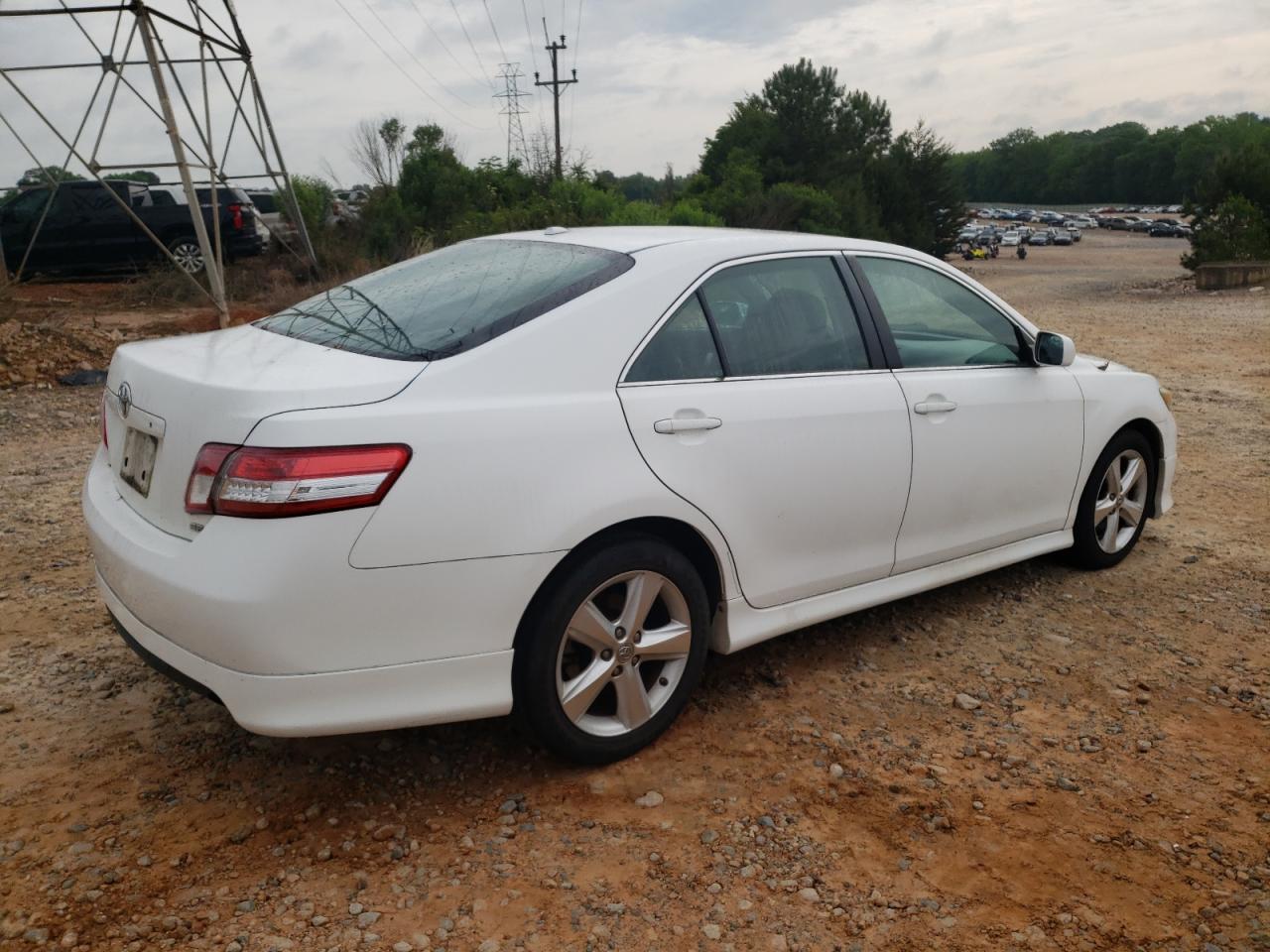 4T1BF3EKXBU673209 2011 Toyota Camry Base