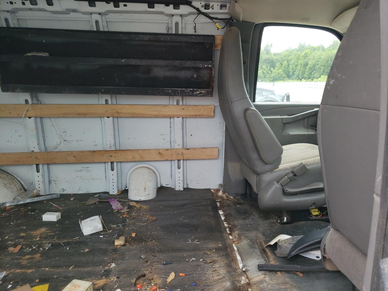 1GTW7AFF0H1904766 2017 GMC Savana G2500