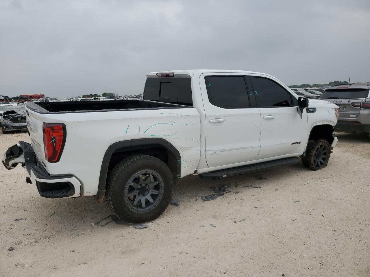 1GTU9EET7MZ240140 2021 GMC Sierra K1500 At4