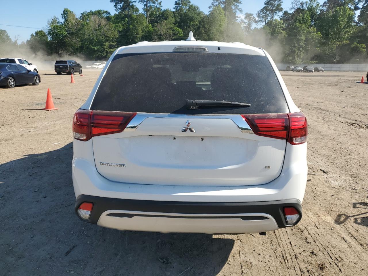 JA4AD3A35LZ012187 2020 Mitsubishi Outlander Se