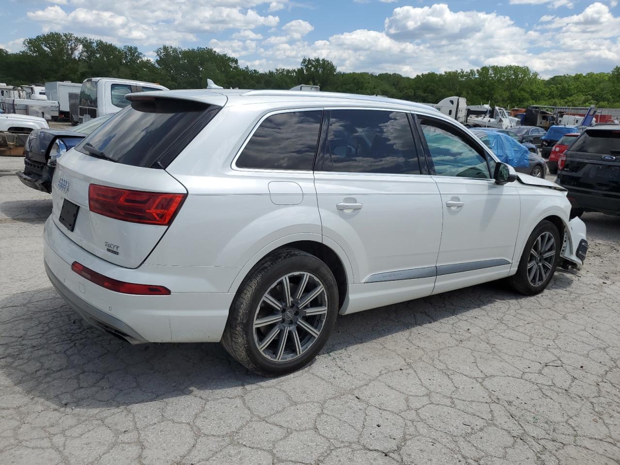 2017 Audi Q7 Prestige vin: WA1VAAF76HD016652