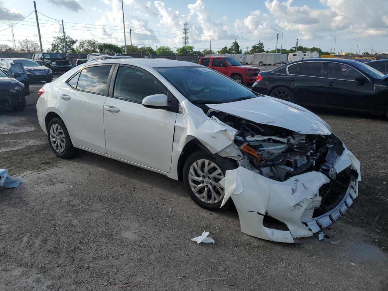 2017 Toyota Corolla L vin: 5YFBURHE8HP725817