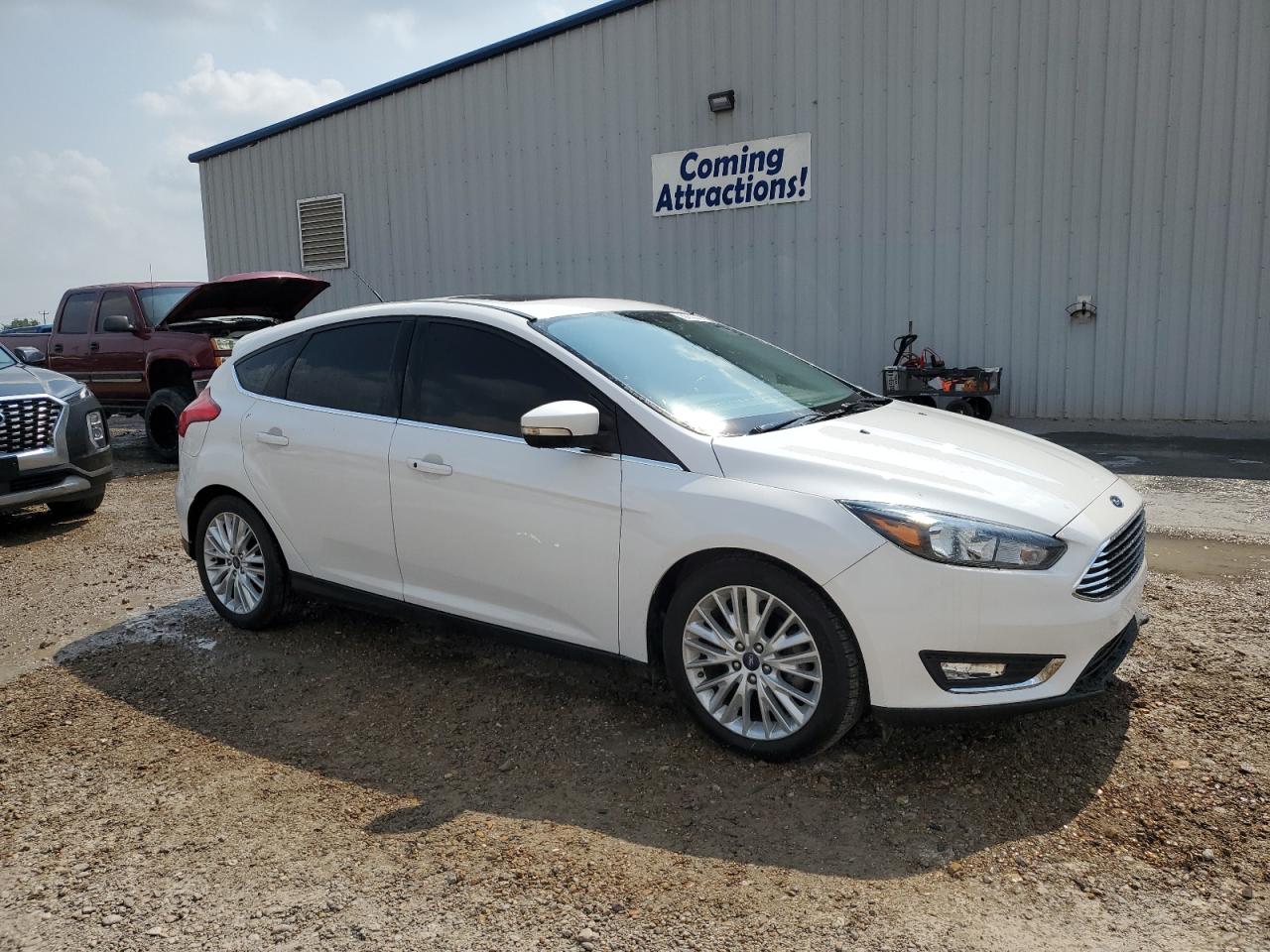 1FADP3N24HL272432 2017 Ford Focus Titanium