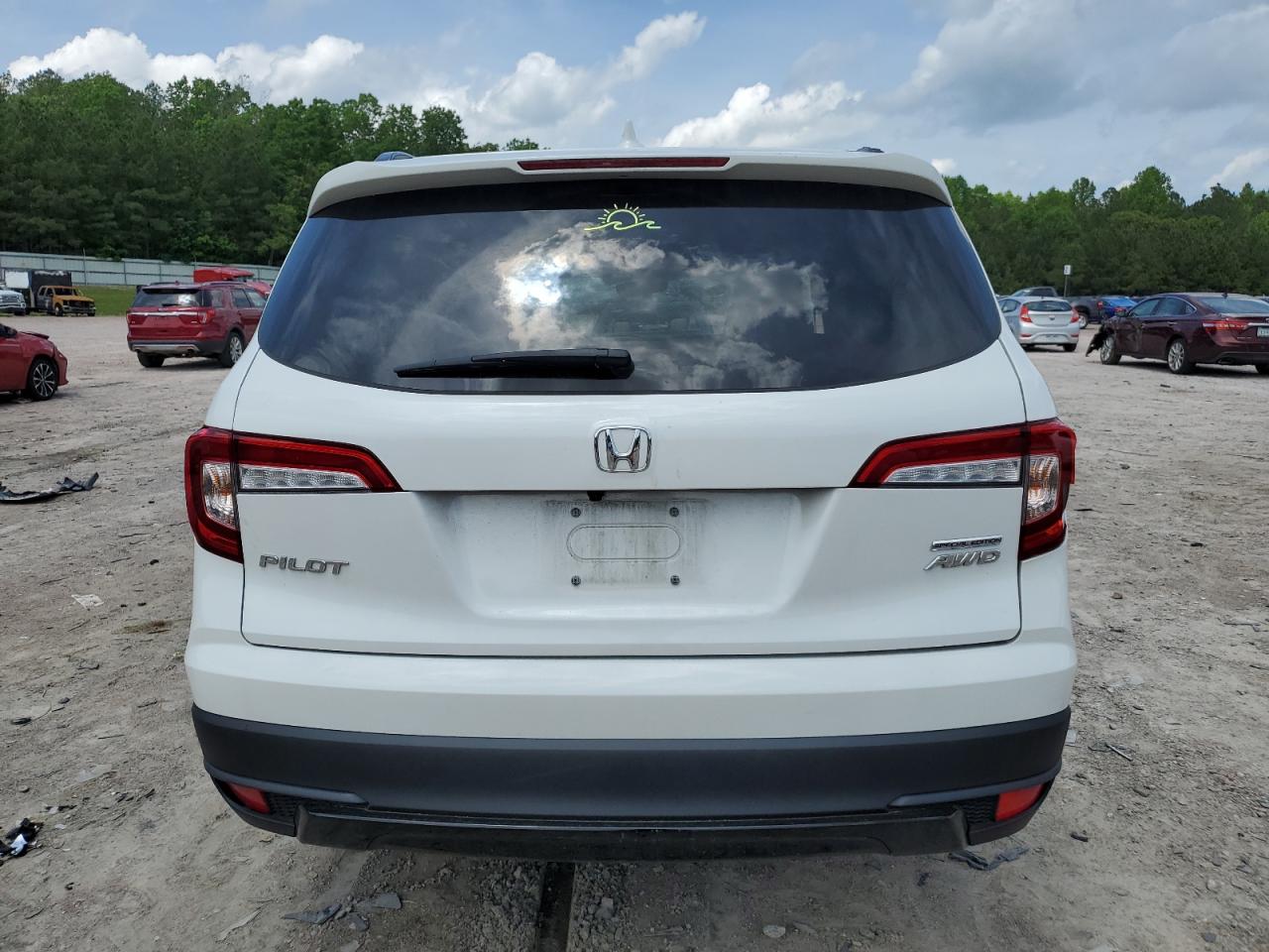 5FNYF6H20NB101557 2022 Honda Pilot Se