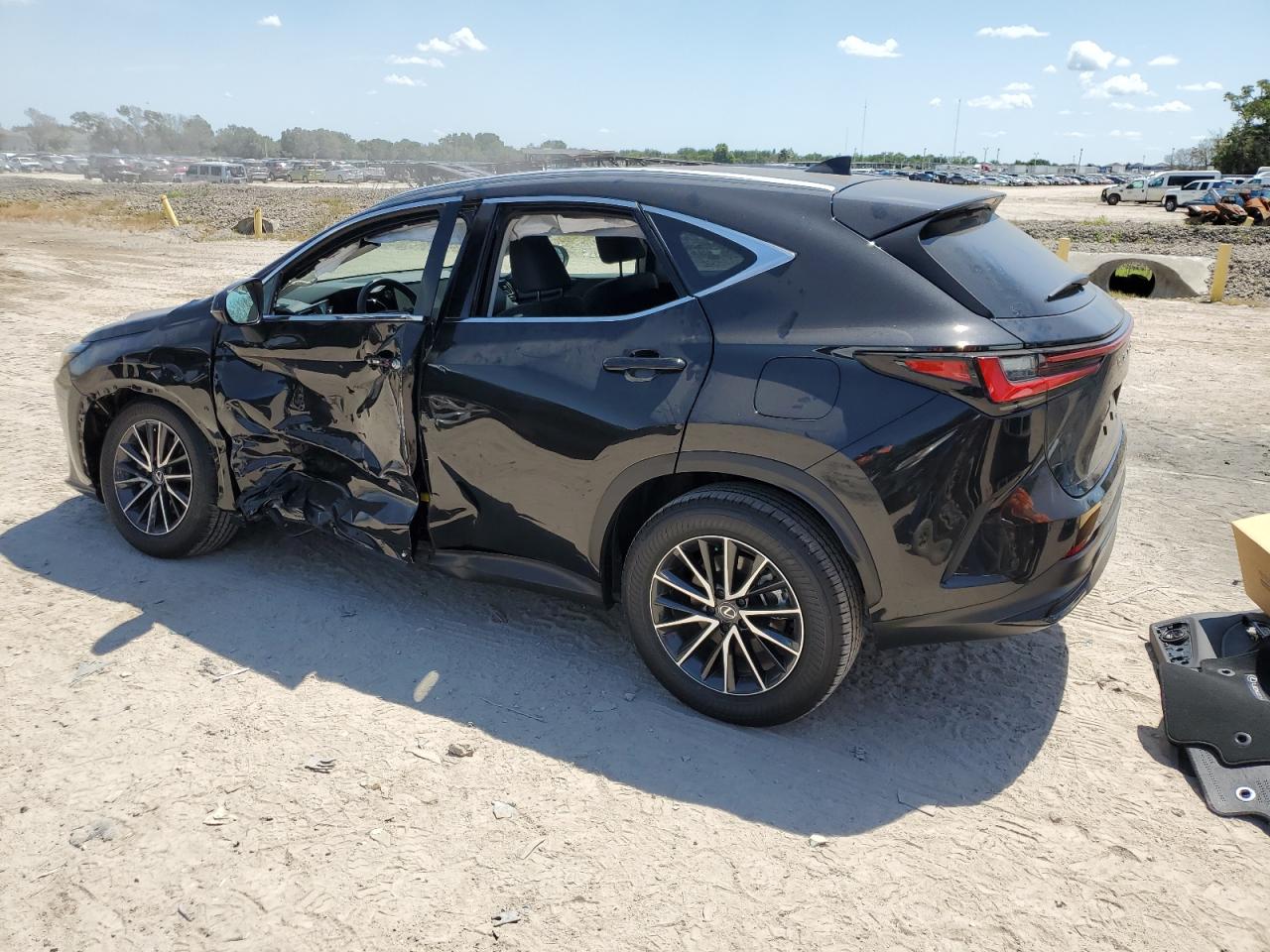 2T2GDCAZXRC011538 2024 Lexus Nx 250 Premium