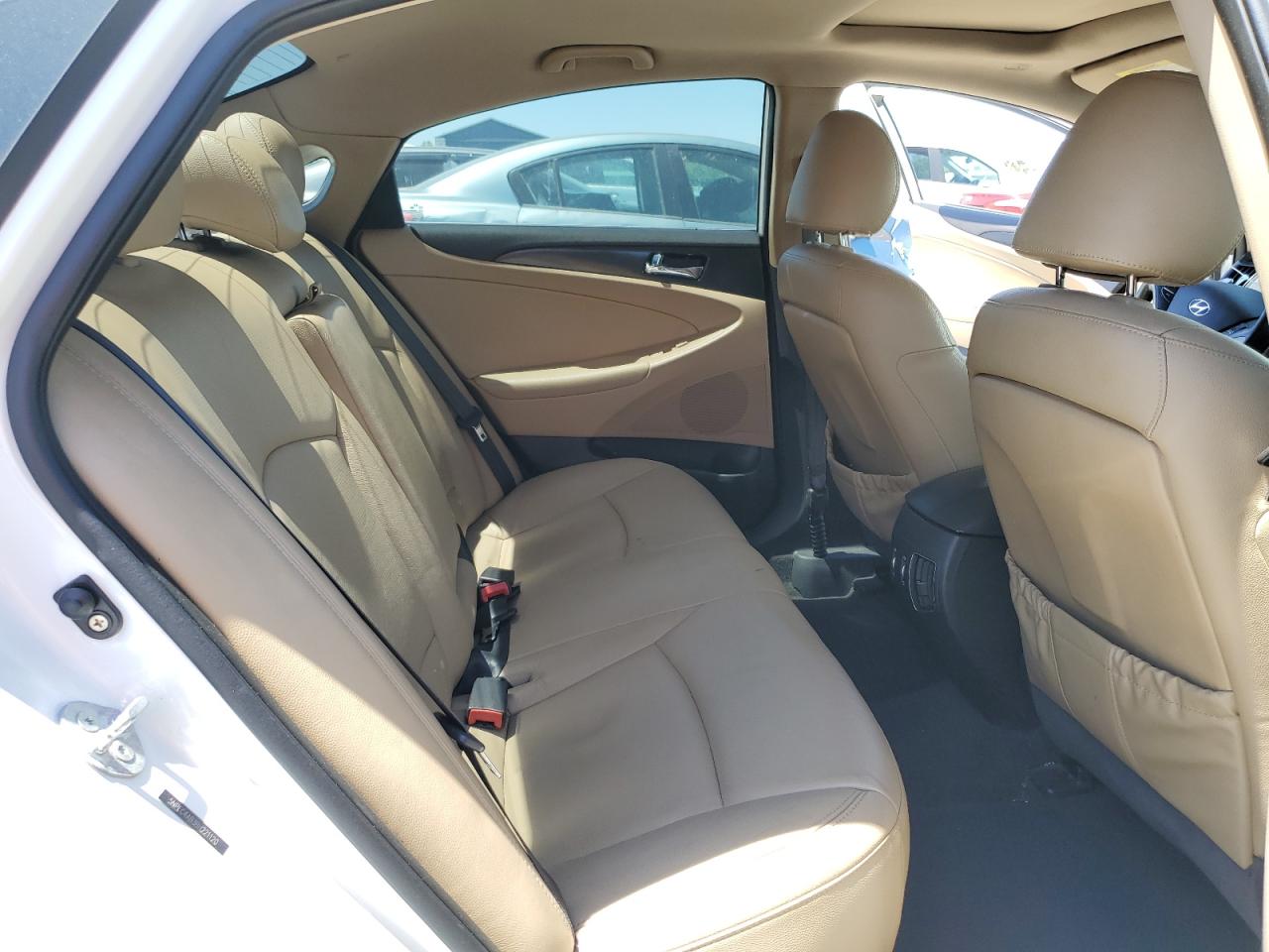 5NPEC4AB3BH221120 2011 Hyundai Sonata Se