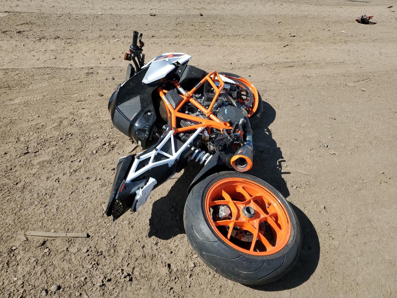 VBKV39400JM981208 2018 Ktm 1290 Super Duke R