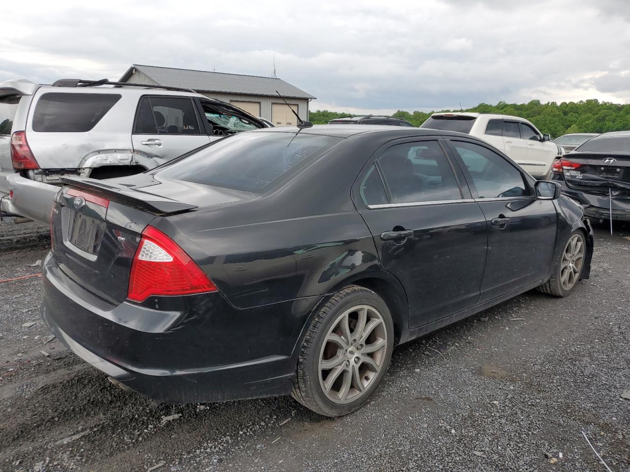 3FAHP0HA2BR216971 2011 Ford Fusion Se