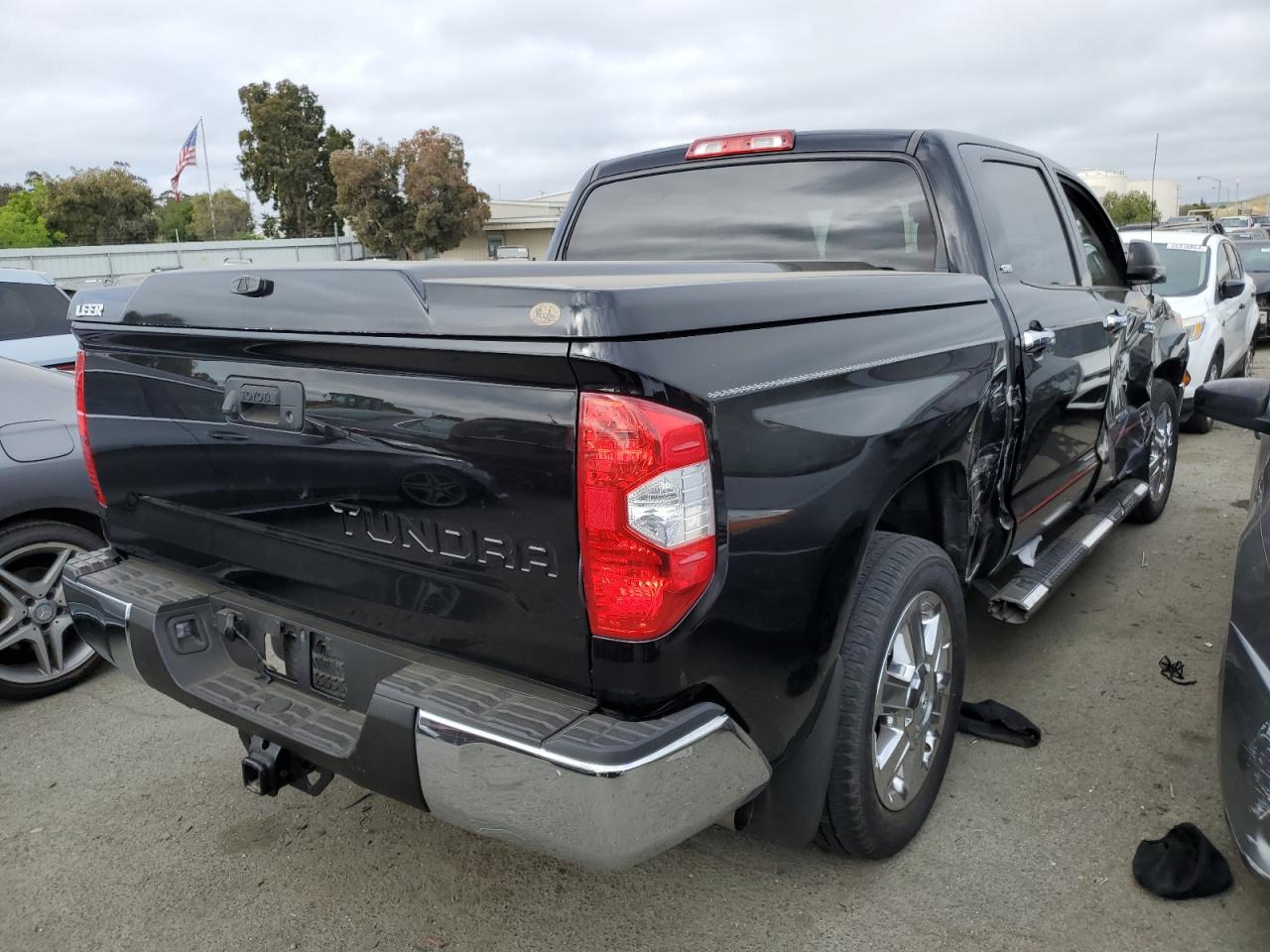 5TFEY5F19GX192418 2016 Toyota Tundra Crewmax Sr5