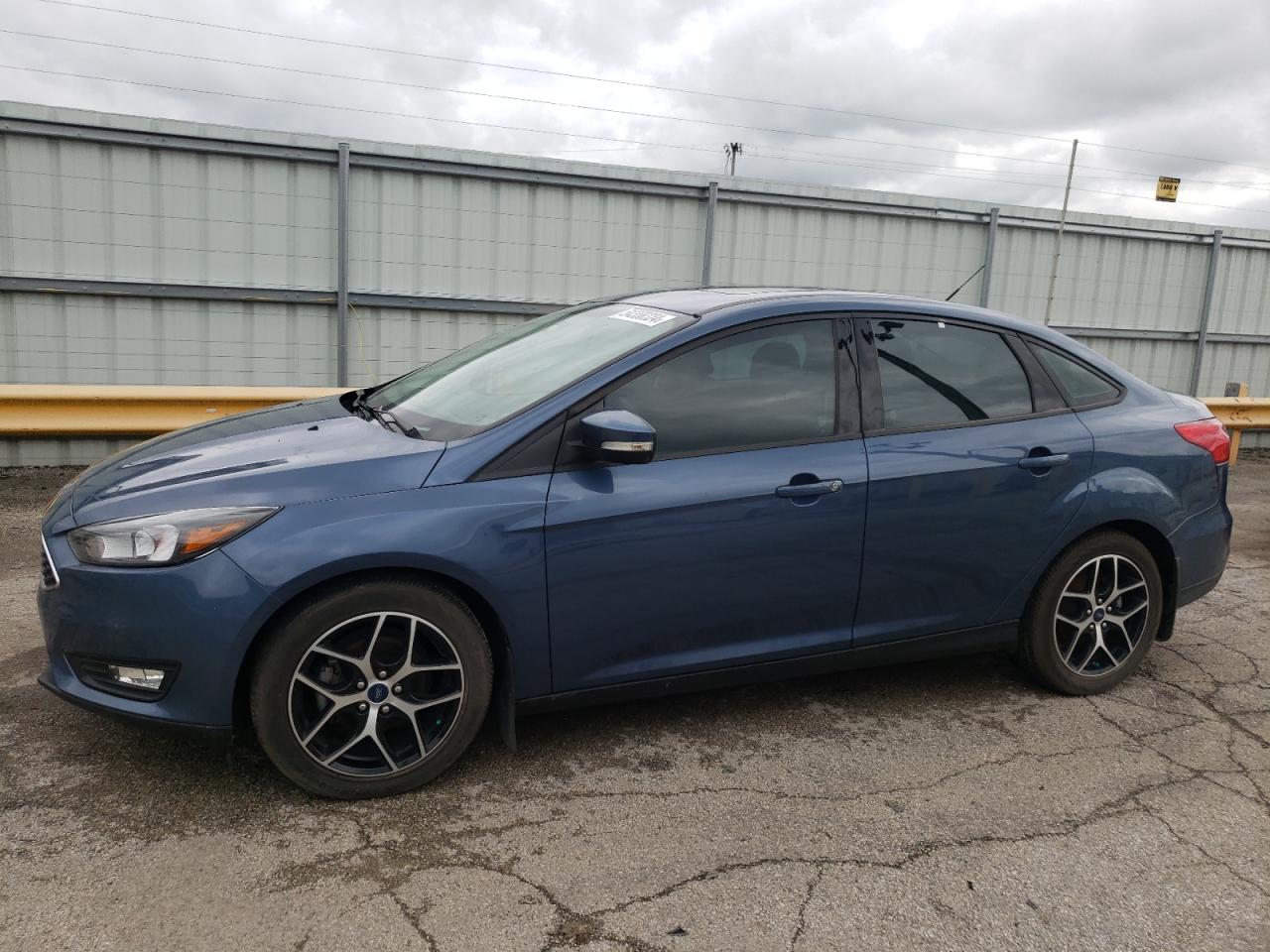 2018 Ford Focus Sel vin: 1FADP3H2XJL209787