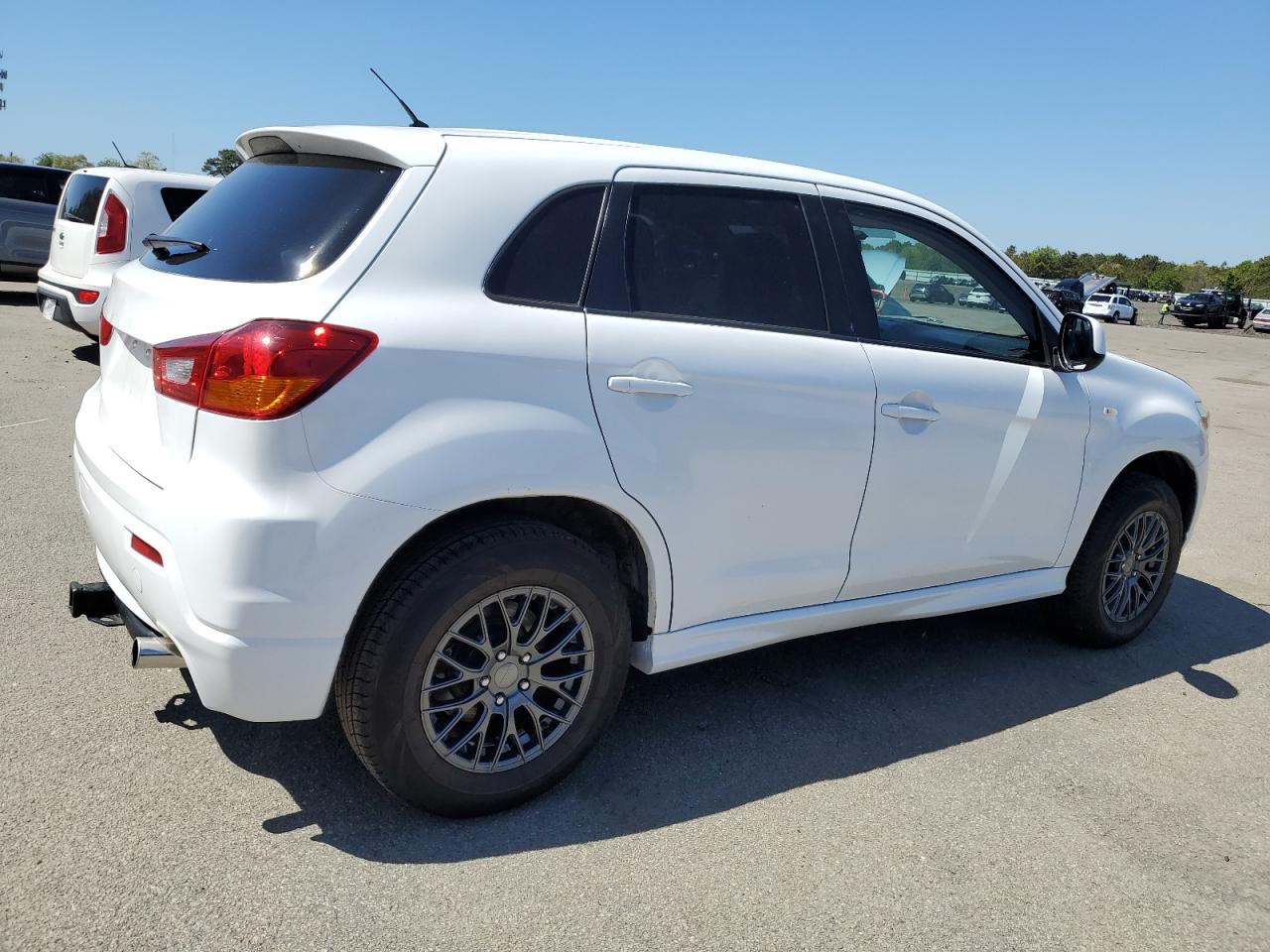 JA4AP3AU3BZ003177 2011 Mitsubishi Outlander Sport Es