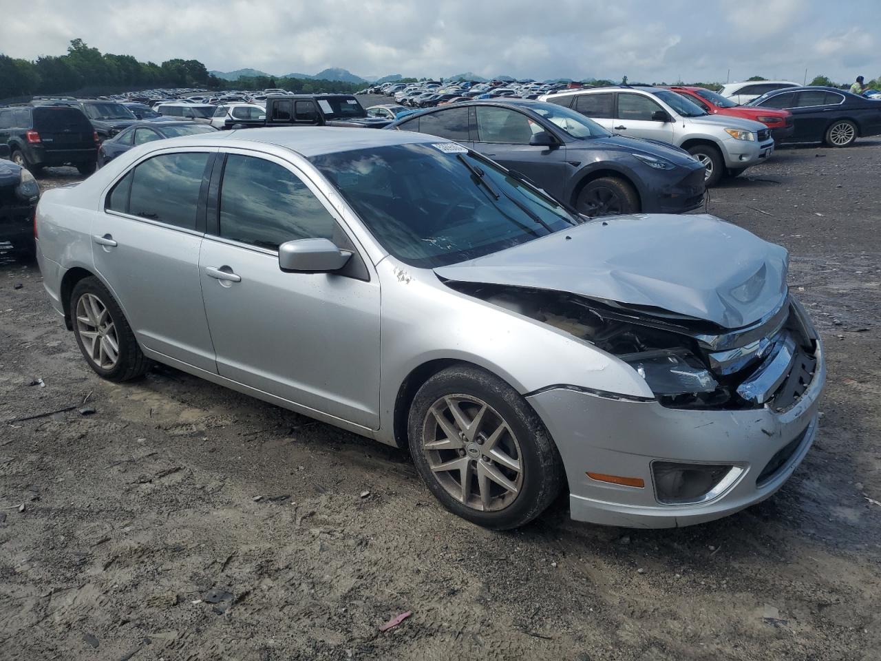 3FAHP0HA0BR343699 2011 Ford Fusion Se