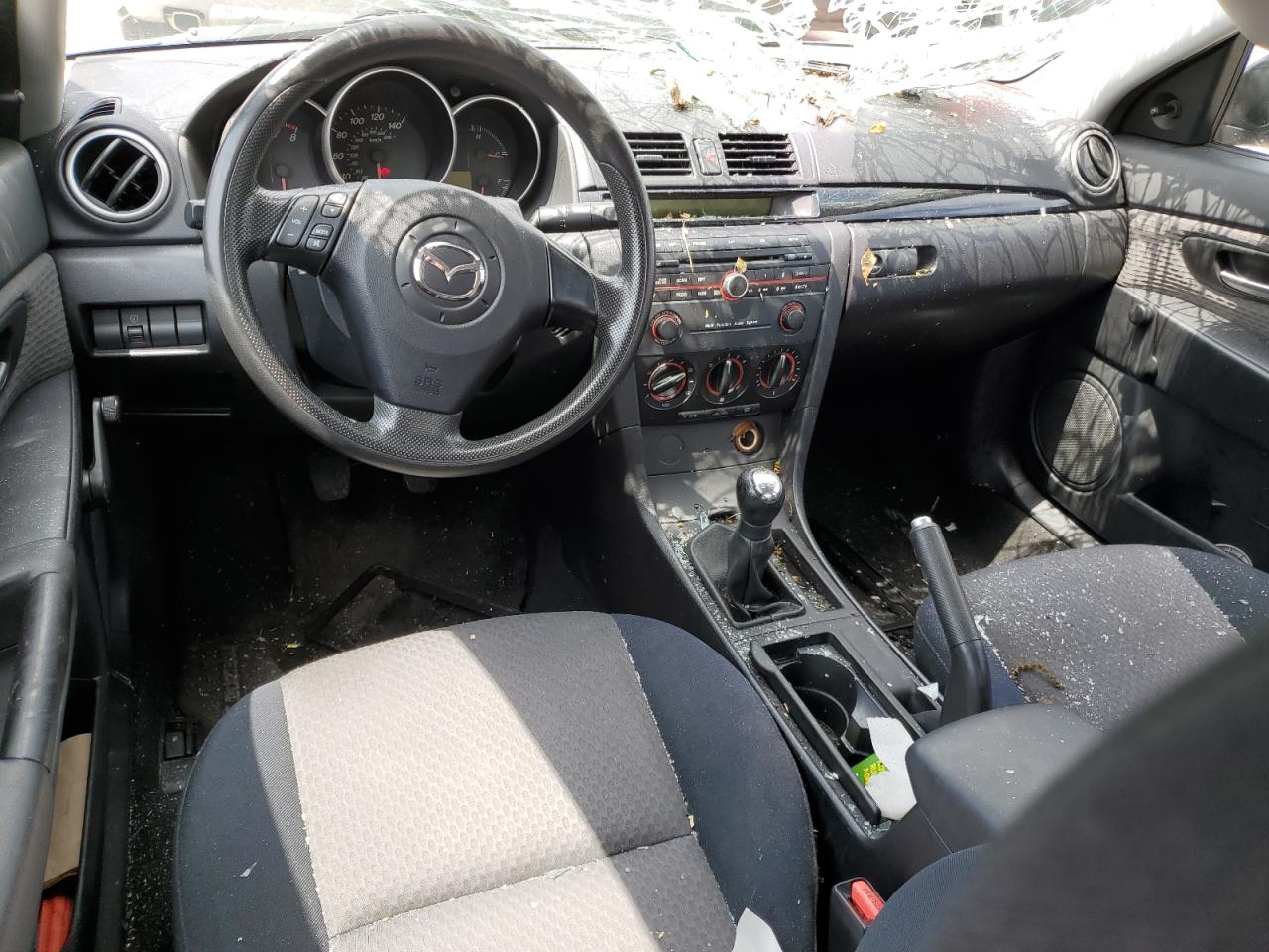 JM1BK12F061498651 2006 Mazda 3 I