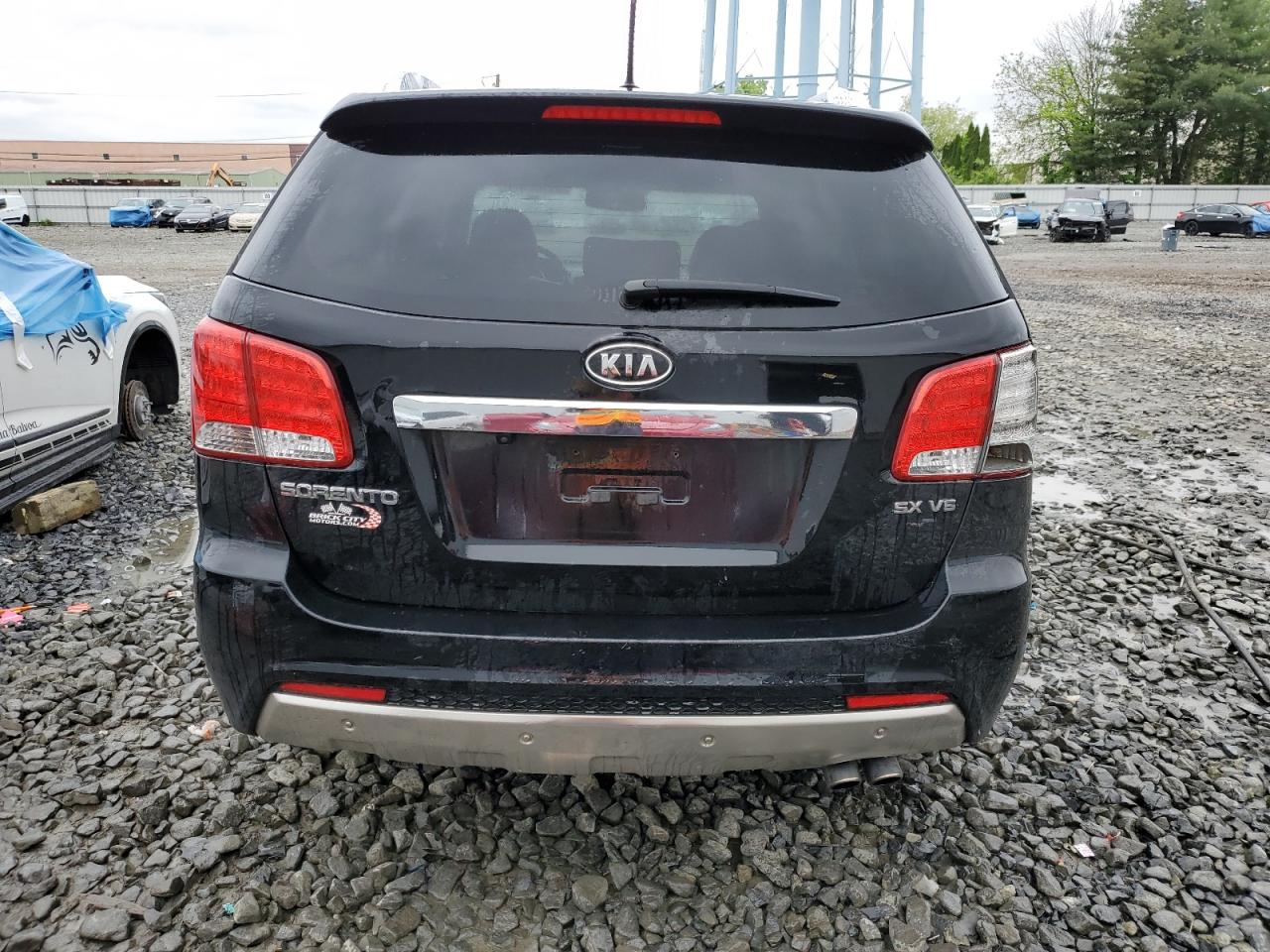 5XYKWDA20BG121929 2011 Kia Sorento Sx