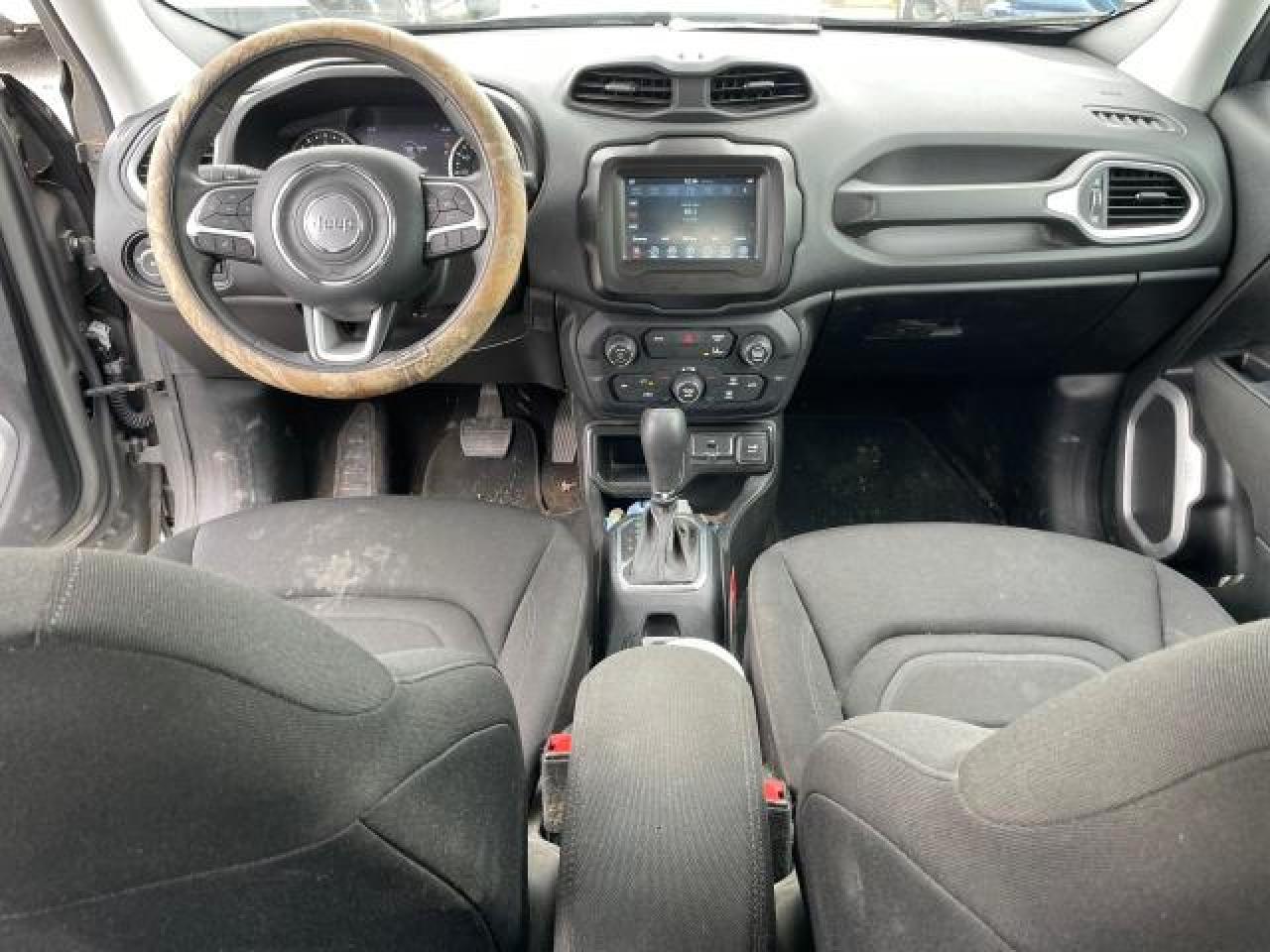 2021 Jeep Renegade Latitude vin: ZACNJCBB9MPM46244