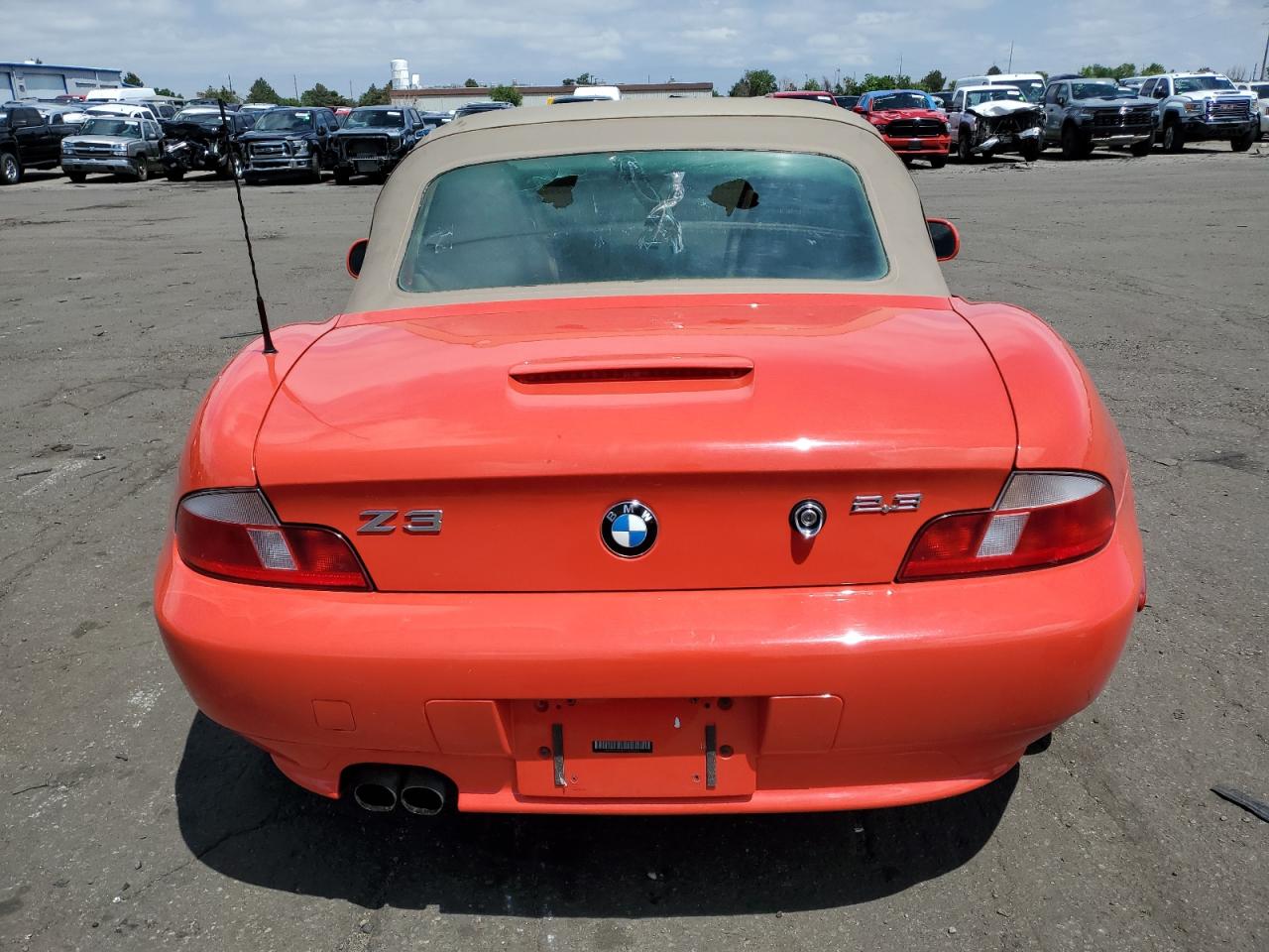 Lot #2907608635 2000 BMW Z3 2.3