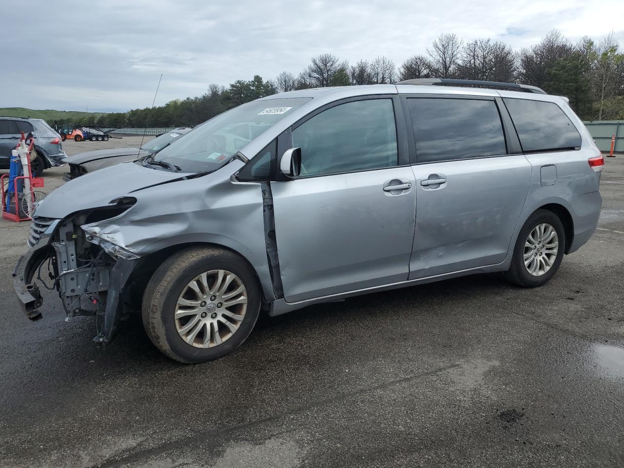 5TDYK3DC6DS367393 2013 Toyota Sienna Xle