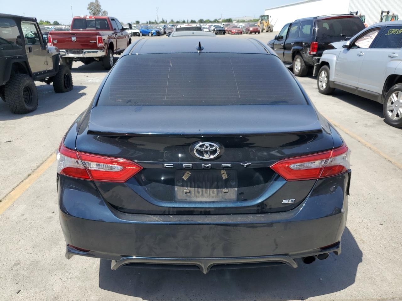 4T1B11HK5KU733993 2019 Toyota Camry L