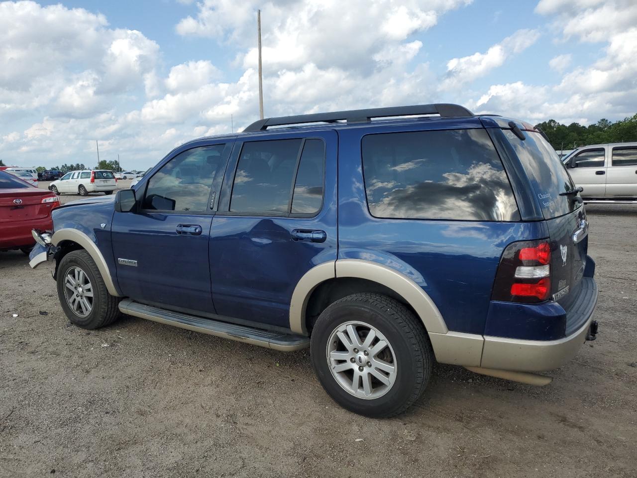 1FMEU74888UA93949 2008 Ford Explorer Eddie Bauer