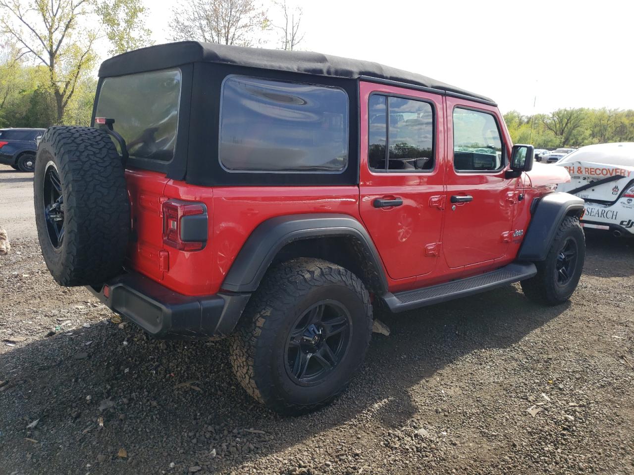 2018 Jeep Wrangler Unlimited Sport vin: 1C4HJXDG8JW183940