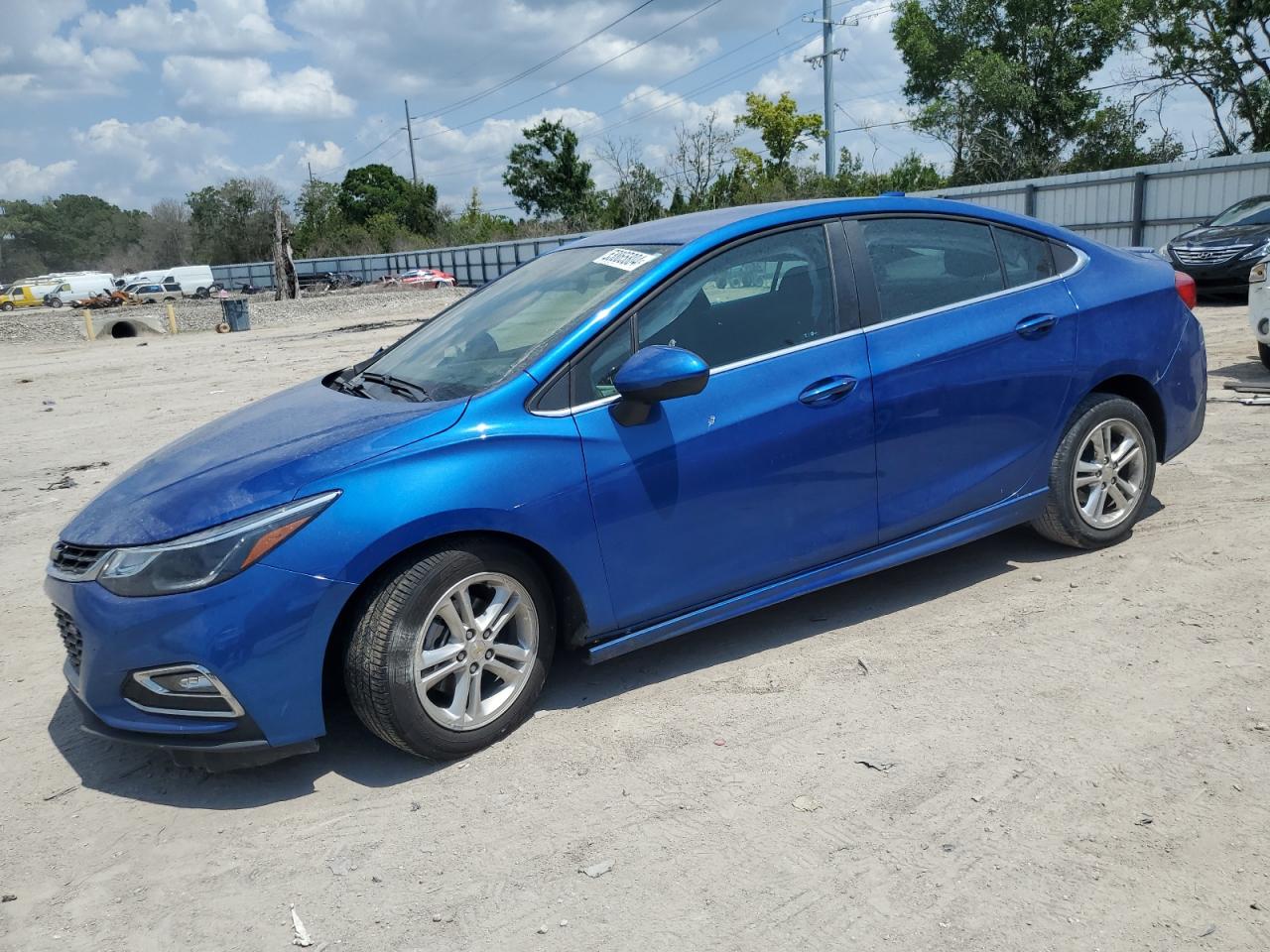 1G1BE5SM5J7149335 2018 Chevrolet Cruze Lt