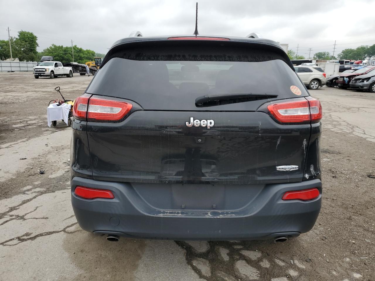 1C4PJLCS2EW297299 2014 Jeep Cherokee Latitude