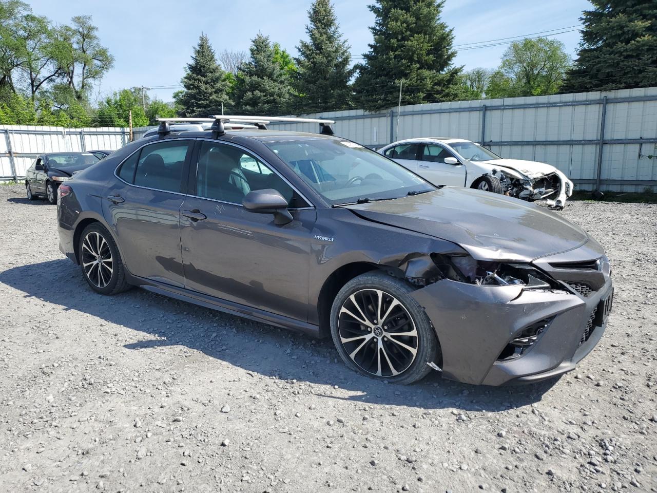 4T1B21HK0KU013918 2019 Toyota Camry Hybrid