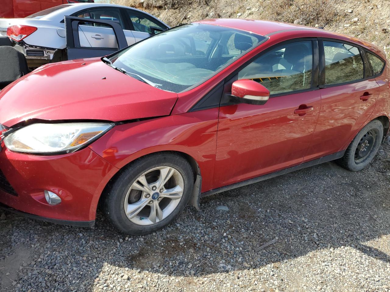 1FAHP3K26CL383689 2012 Ford Focus Se