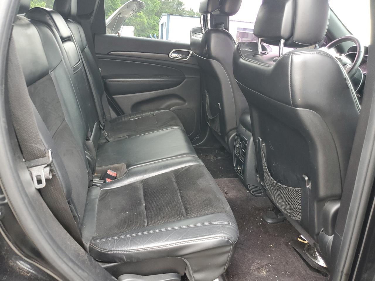 1C4RJEAG1FC192551 2015 Jeep Grand Cherokee Laredo