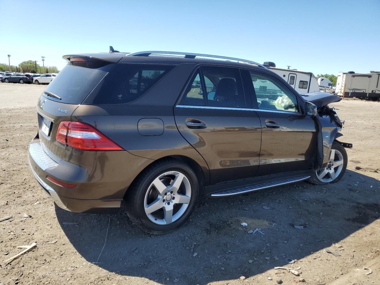 4JGDA7DB0CA047350 2012 Mercedes-Benz Ml 550 4Matic