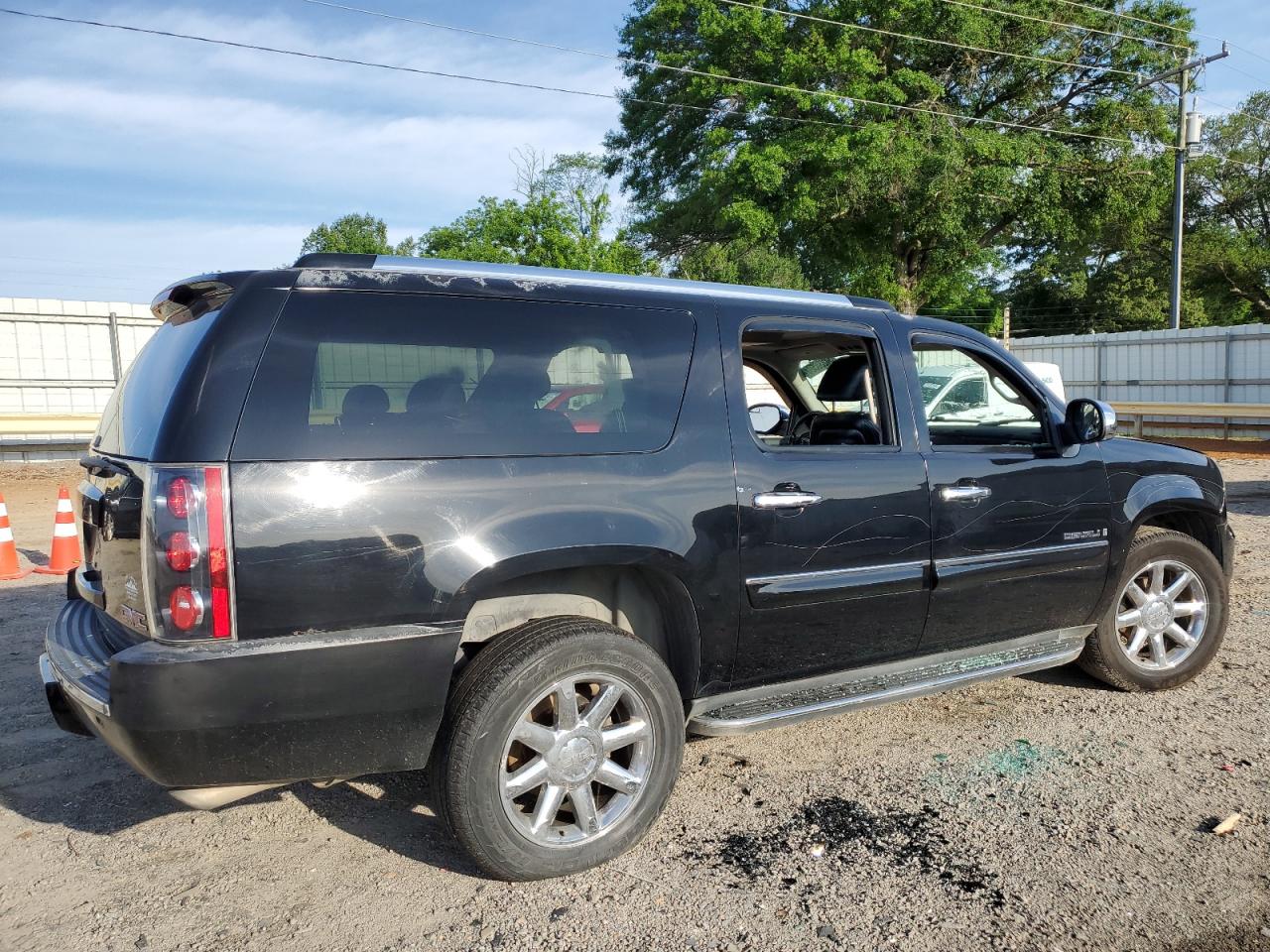 1GKFK66878J192693 2008 GMC Yukon Xl Denali