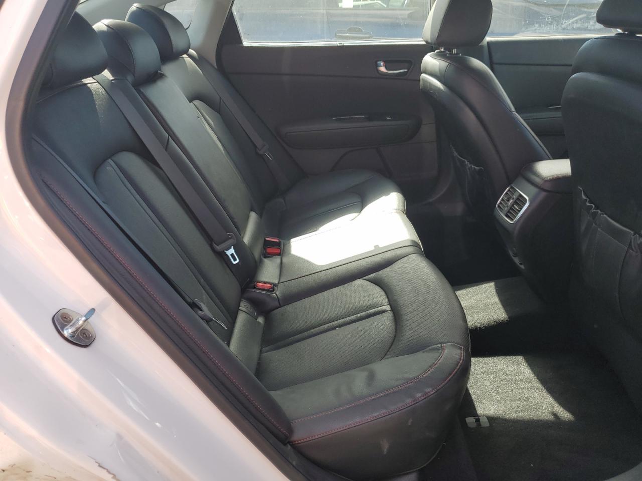 5XXGW4L27GG067107 2016 Kia Optima Sx