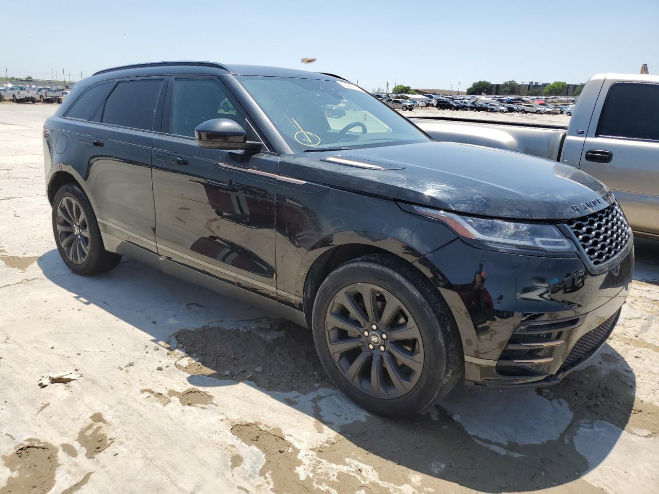 2018 Land Rover Range Rover Velar R-Dynamic Se vin: SALYL2RX8JA752779