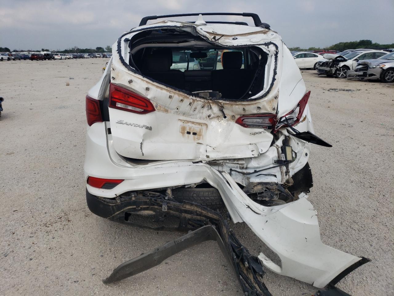 5XYZU3LB4HG398720 2017 Hyundai Santa Fe Sport