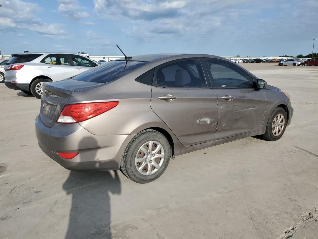 KMHCT4AE2DU524654 2013 Hyundai Accent Gls