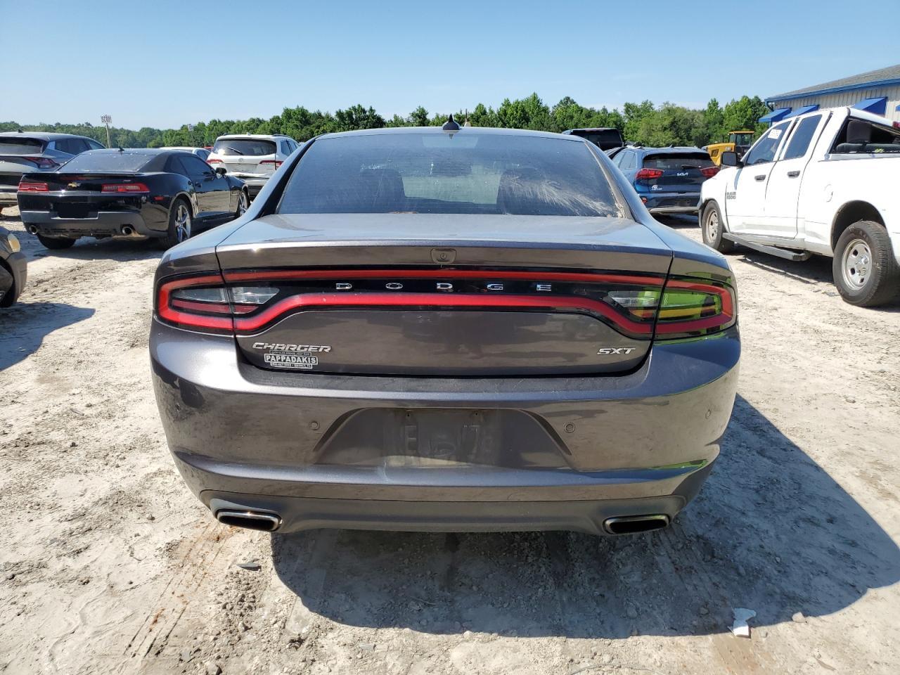 2C3CDXHG3FH741425 2015 Dodge Charger Sxt