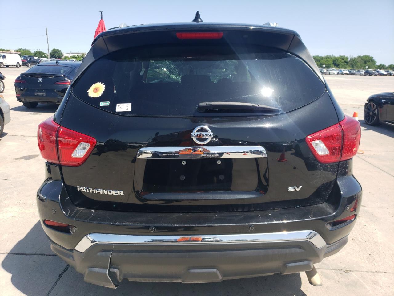 2019 Nissan Pathfinder S vin: 5N1DR2MN4KC610019