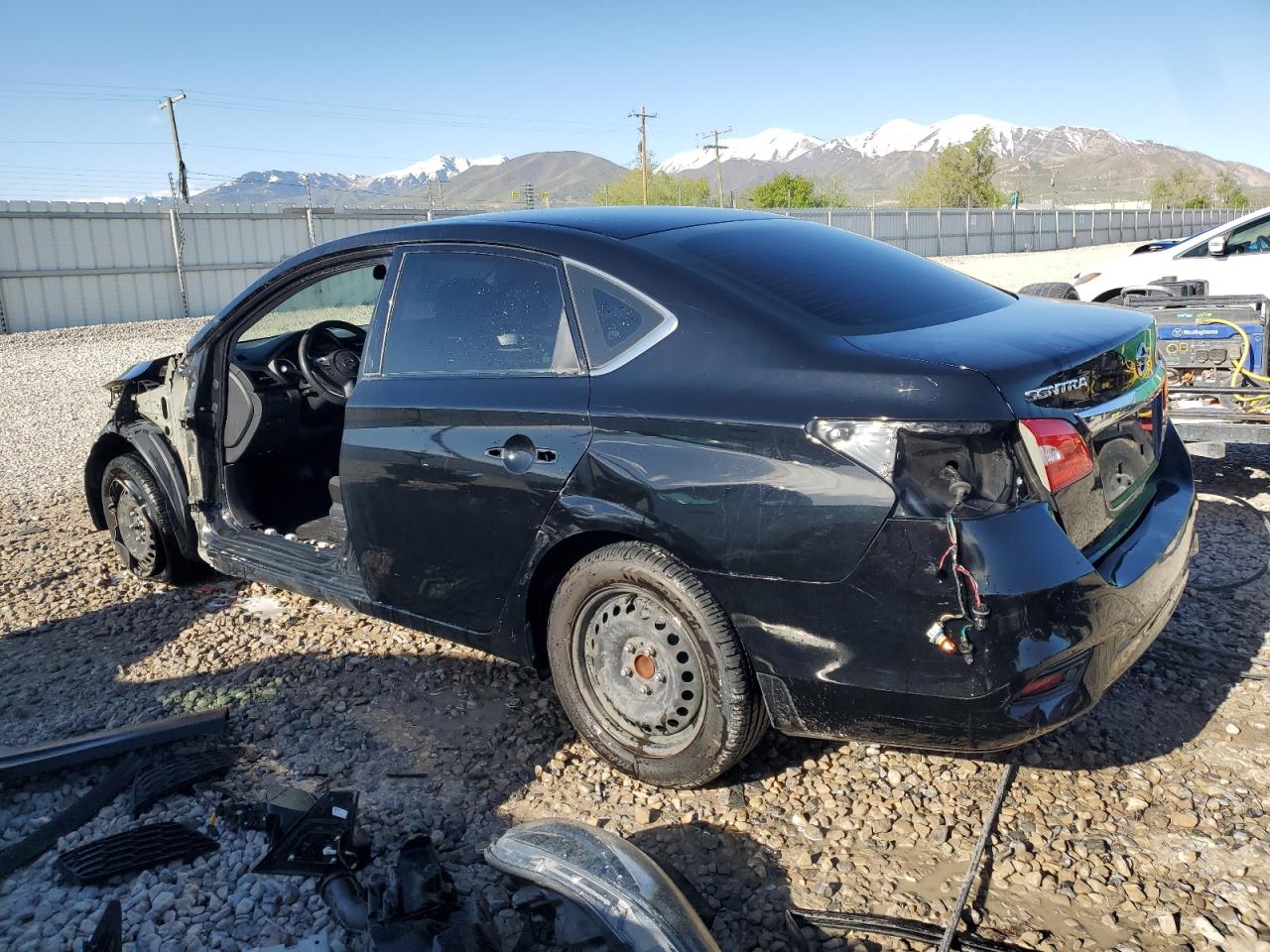 2019 Nissan Sentra S vin: 3N1AB7AP5KY224914