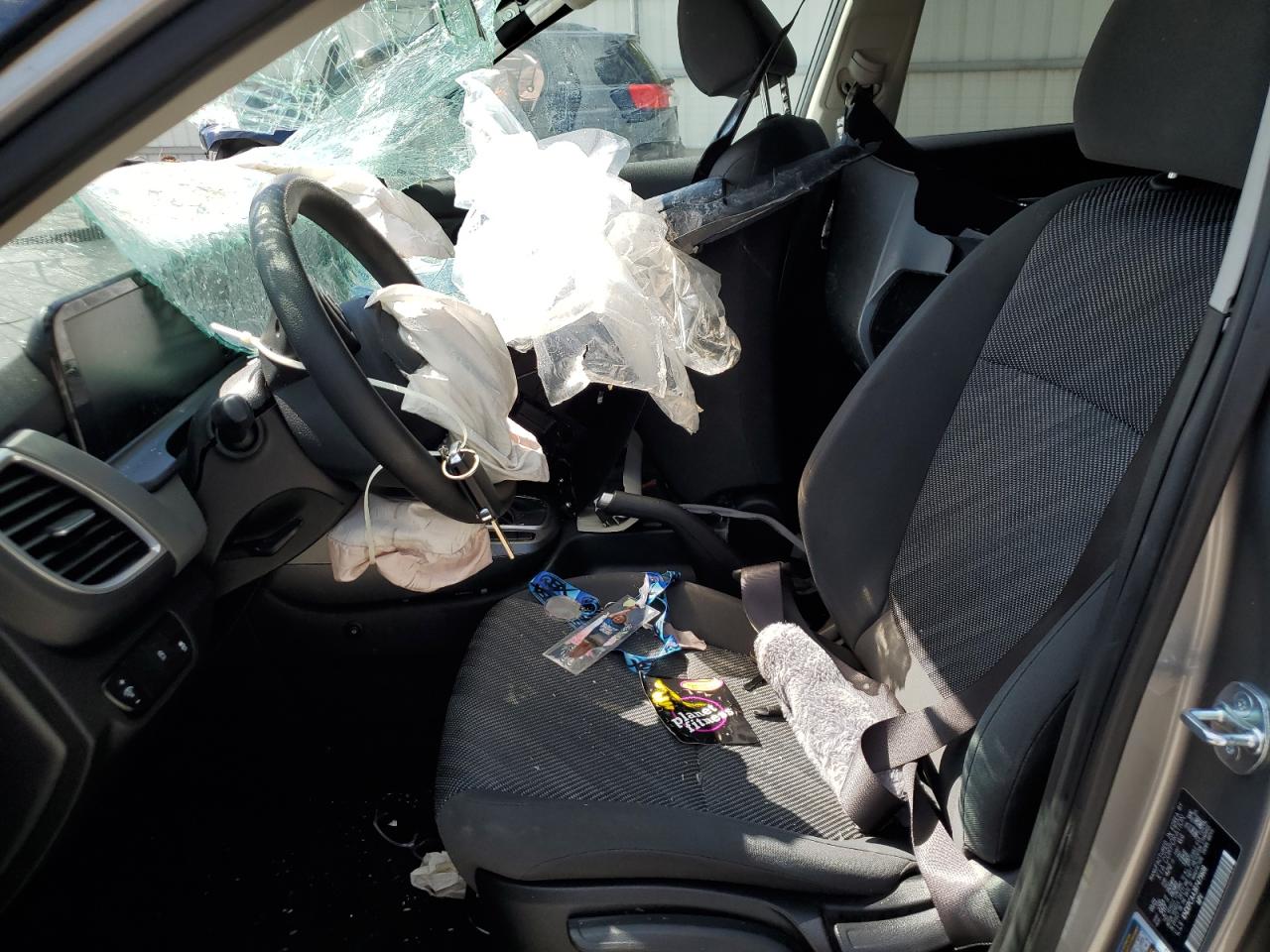 KNDEPCAA3R7475608 2024 Kia Seltos Lx