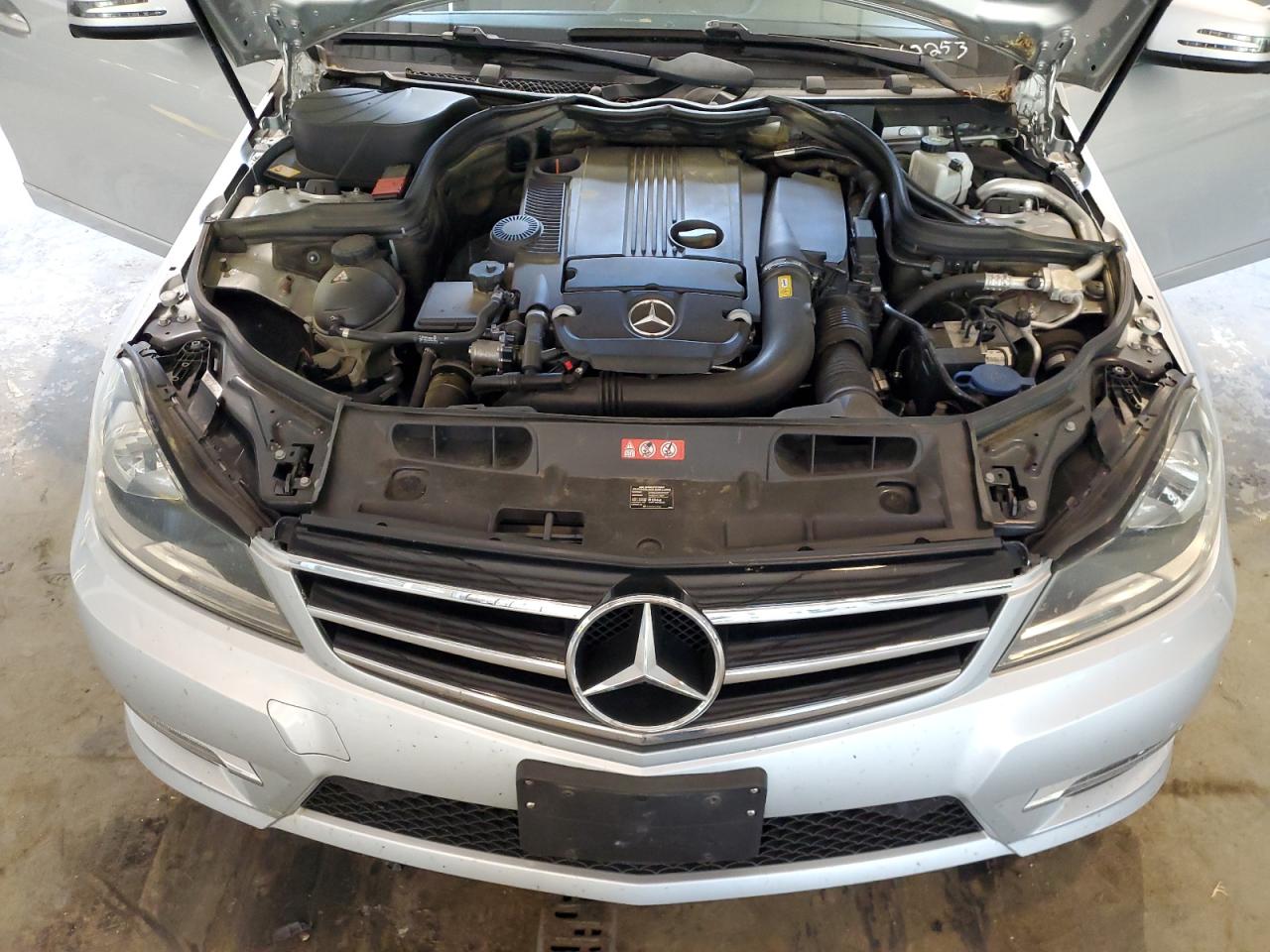 WDDGF4HB6ER306820 2014 Mercedes-Benz C 250